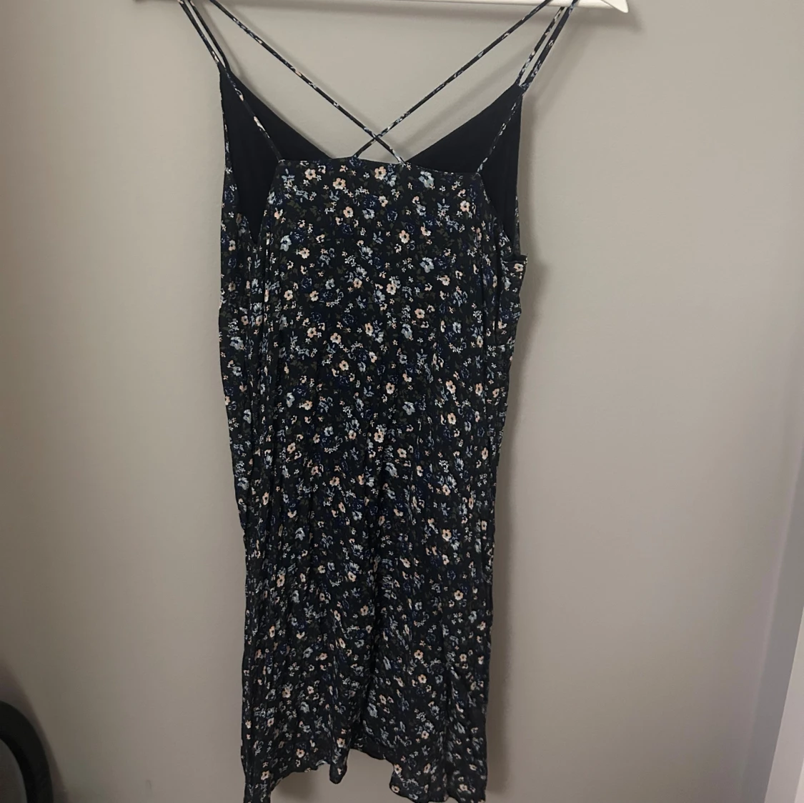 Blommig klänning  - 90