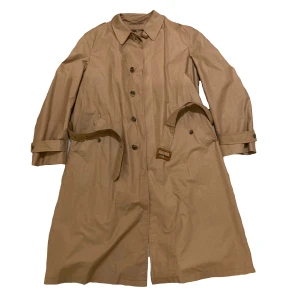 Trenchcoat  - Beige vintage kappa, passar perfekt till hösten!