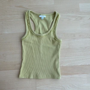 Linne - top shop - Linne köpt från Top shop, men aldrig kommit till användning. 