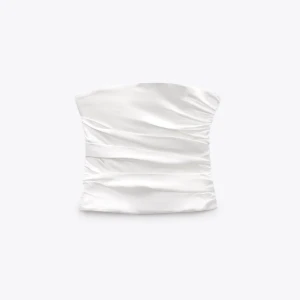 Satin topp - Säljer denna korsett toppen från zara som är i satin. Endast använd 1 gång!
