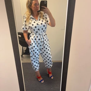 Jumpsuit  - Helt ny