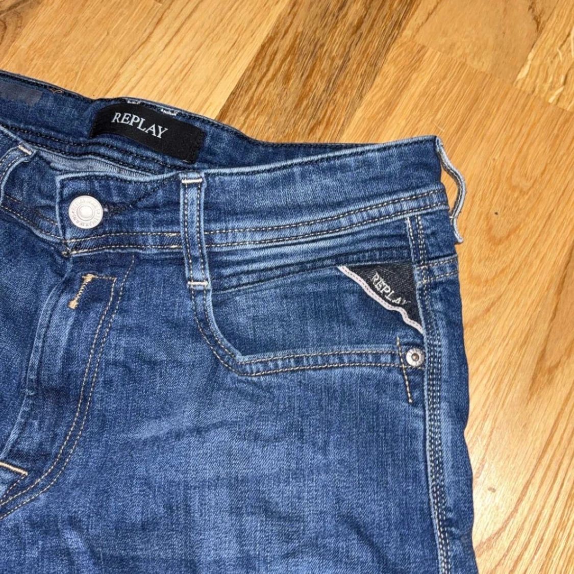 Blå jeans från Replay - 1
