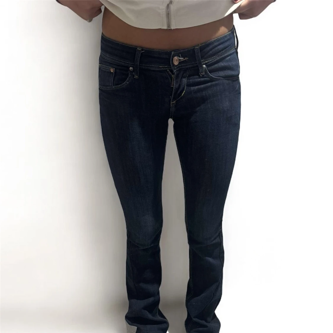 Low rise jeans