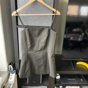 Blus från Gestuz - Randig blus från Gestuz i storlek 36 i mycket bra skick