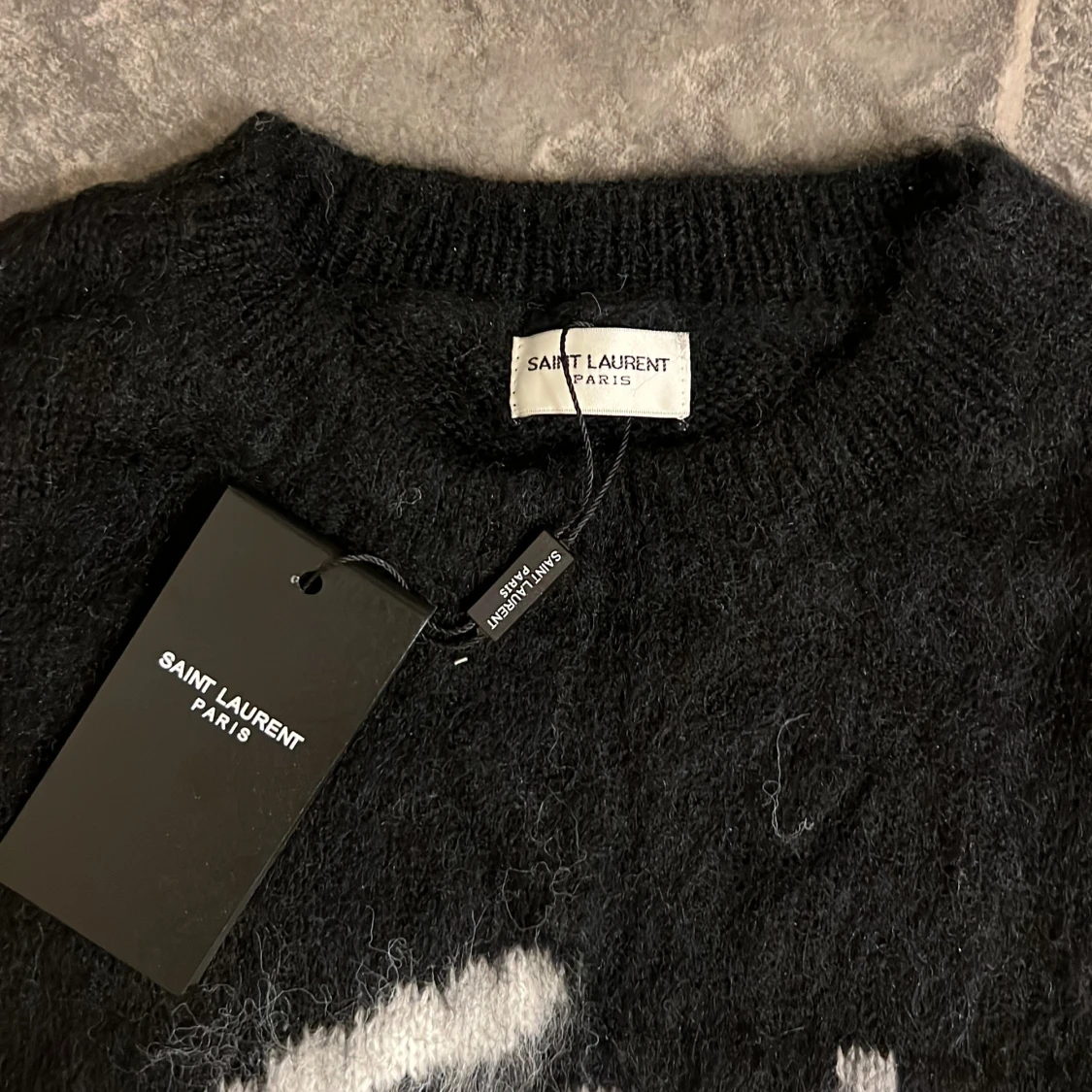 Svart tröja från Saint Laurent - 1