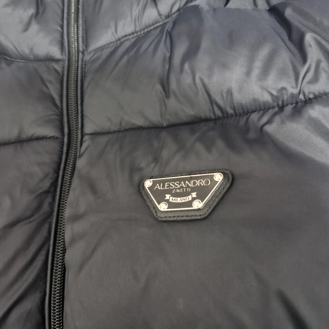 Svart dunjacka från Alessandro Eneti - 3