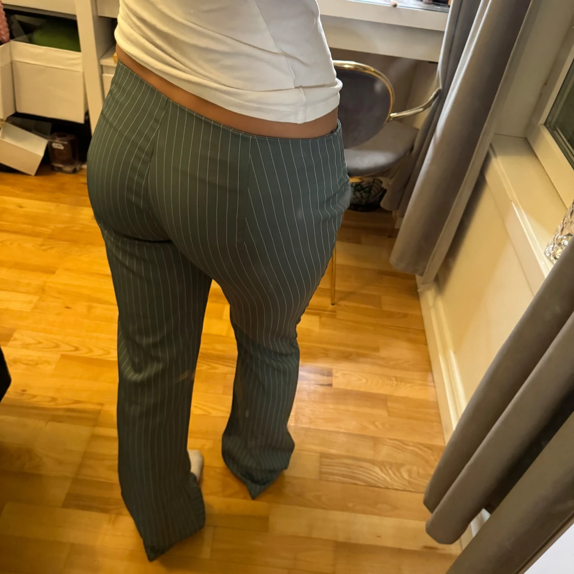 kostymbyxor med bälte - 1