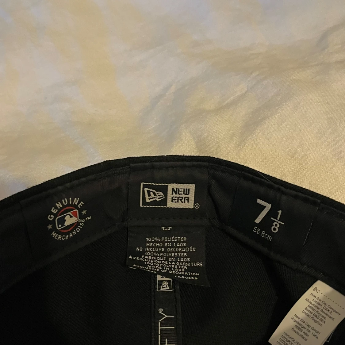 Svart keps från New Era - 2