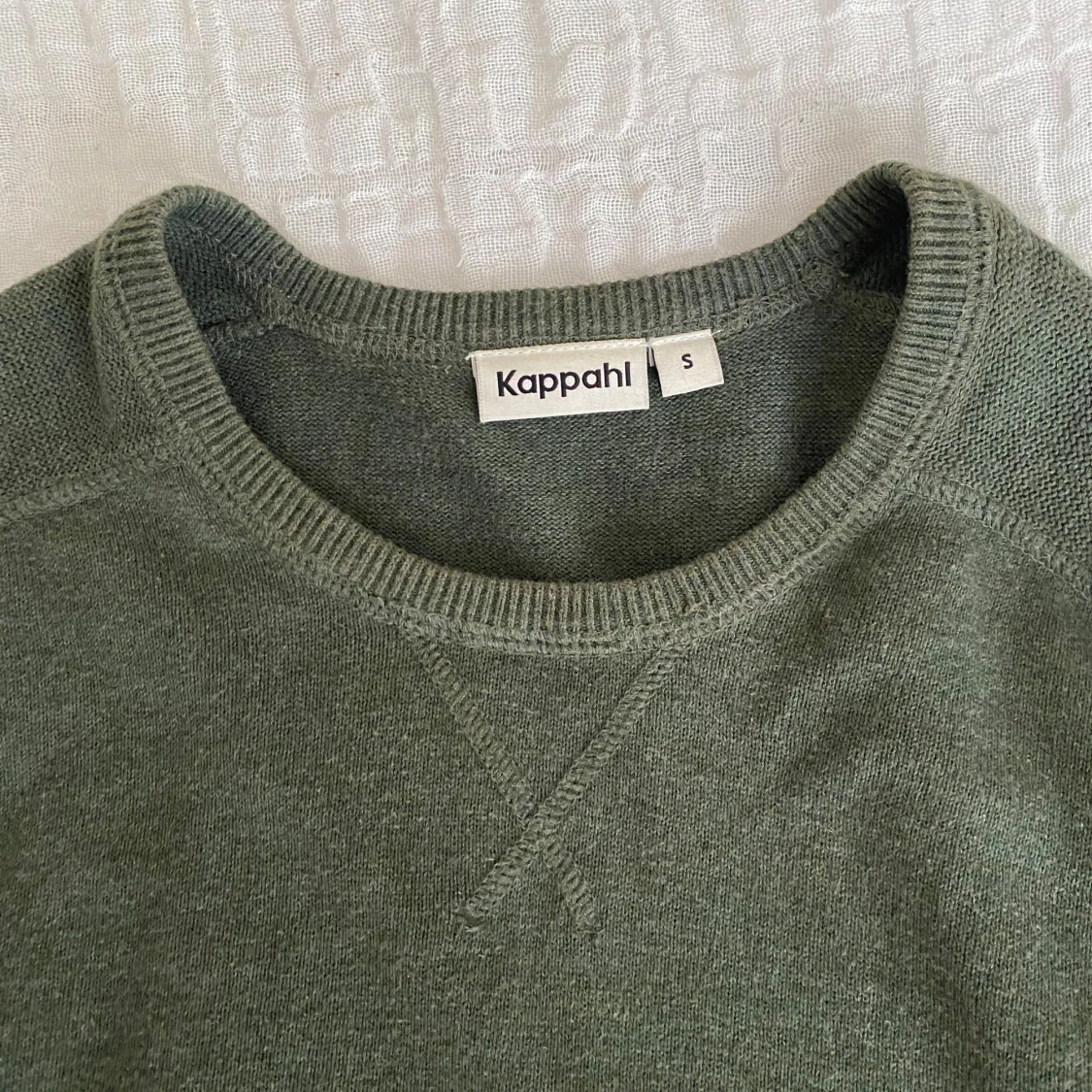 Stickad grön tröja - 91