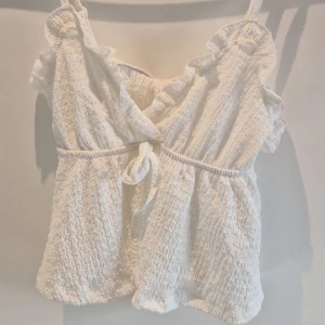 vit linne - vit linne, aldrig använd💕