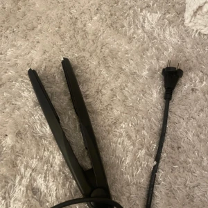 Plattång - Använd 2-3 gånger funkar jätte bra.