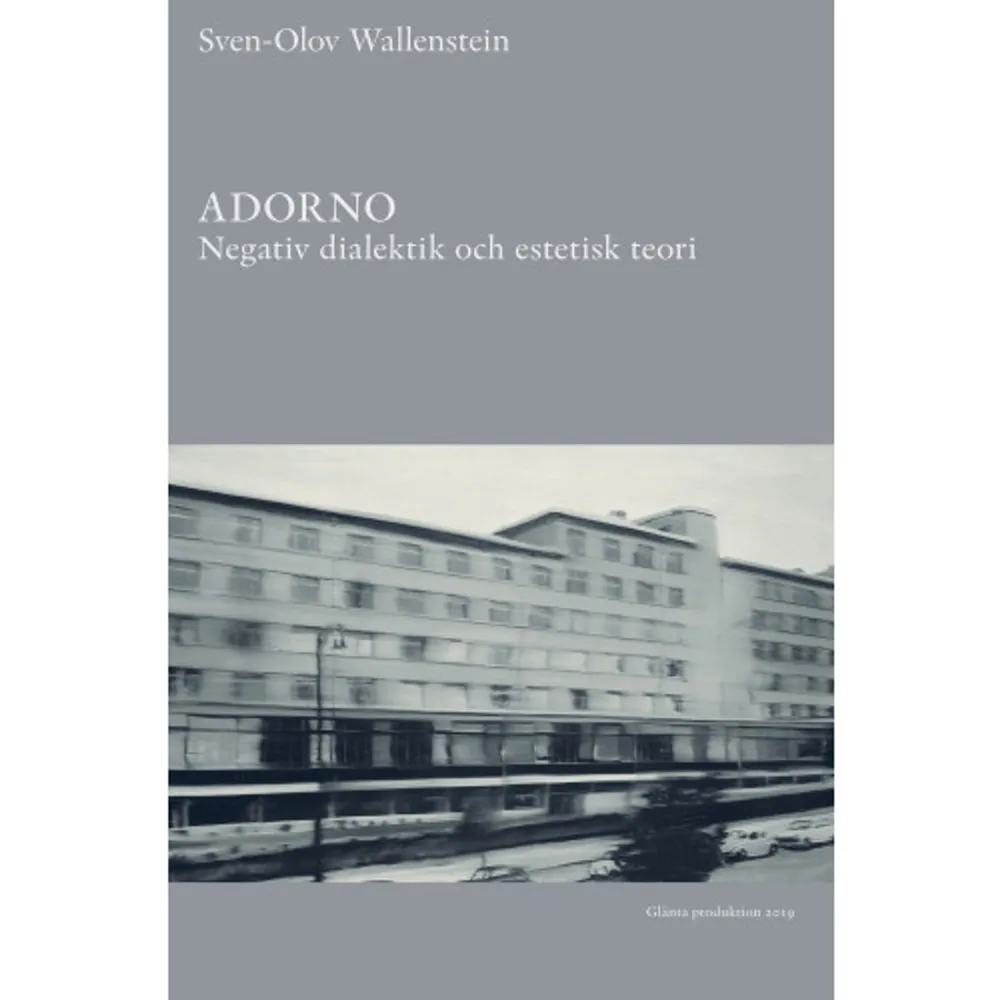 Theodor W. Adornos Negativ dialektik och Estetisk teori utgör var sin hälft av ett enda tänkande som för ögonblicket inte - och kanske aldrig - kan bli helt, men vars möjlighet ändå är det som motiverar filosofin och ger den dess tvingande aktualitet. Filosofi kräver att vi fattar nuet, senkapitalismens förvaltade byråkratiska värld i vilken allt reduceras till en abstrakt identitet, men också urskiljer andra möjligheter: det fria, öppna och ickeidentiska. Däri vägleds hans filosofi av konsten, samtidigt som den måste förbli filosofi. Sven-Olov Wallenstein analyserar här Adornos filosofi med utgångspunkt i förhållandet mellan hans två huvudverk och de paradoxer som alstras av närheten mellan konst och filosofi, vilka förbinder dem med en lång filosofisk tradition, men också öppnar tankemöjligheter som ännu väntar på att förverkligas. Sven-Olov Wallenstein är professor i filosofi vid Södertörns högskola.    Format Häftad   Omfång 259 sidor   Språk Svenska   Förlag Glänta Produktion   Utgivningsdatum 2019-12-12   ISBN 9789186133962  . Böcker.