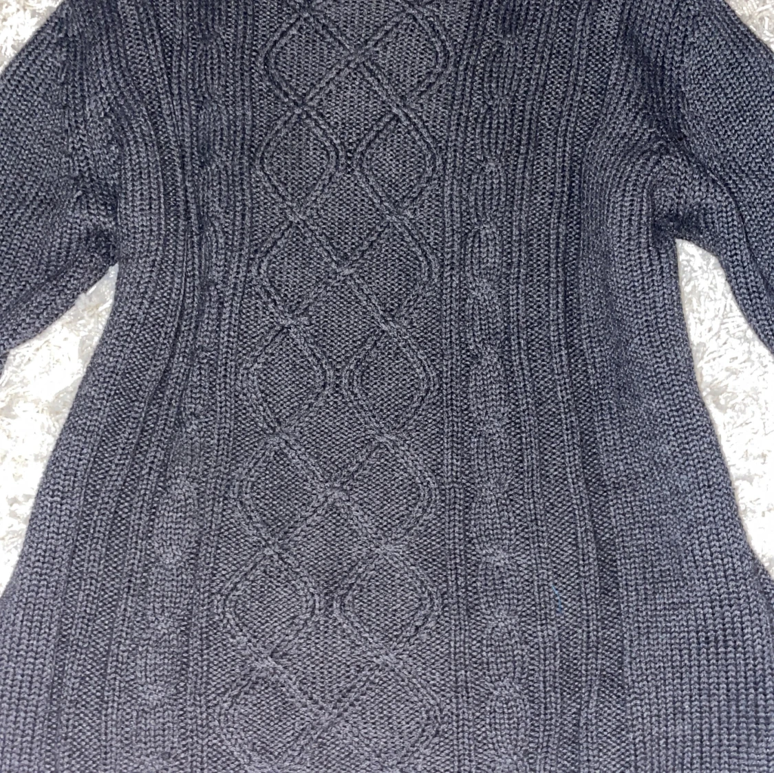 Stickad polotröja  - 1