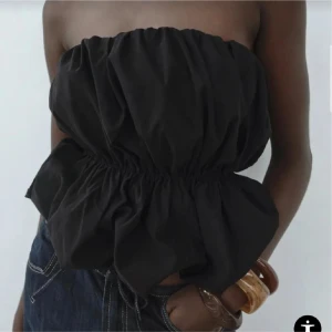 Topp - Topp från zara, använd en gång 💞