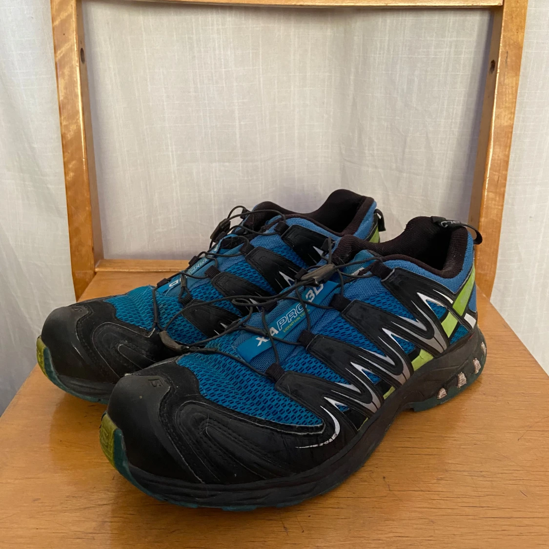 Blå och svarta löparskor från Salomon - 1