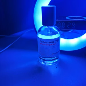 Sørensen 26.0 inspirerad av initio side effekt - Jag säljer en 50 ml flaska, Sørensen 26.0 som är inspirerad av initio side effekt den e riktig söt lukt och har en unik lukt jag är uppe till byten och pengar 