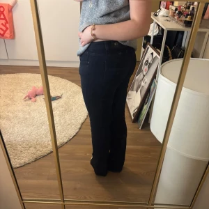 LTB jeans - Så fina ltb jeans som inte kommer till användning längre🤩🤩köpa för 799kr och är i väldigt gott skick!!🥰