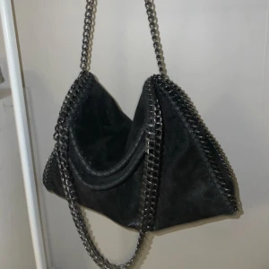 Väska  - Superfin väska som tyvärr inte kommer till användning💞