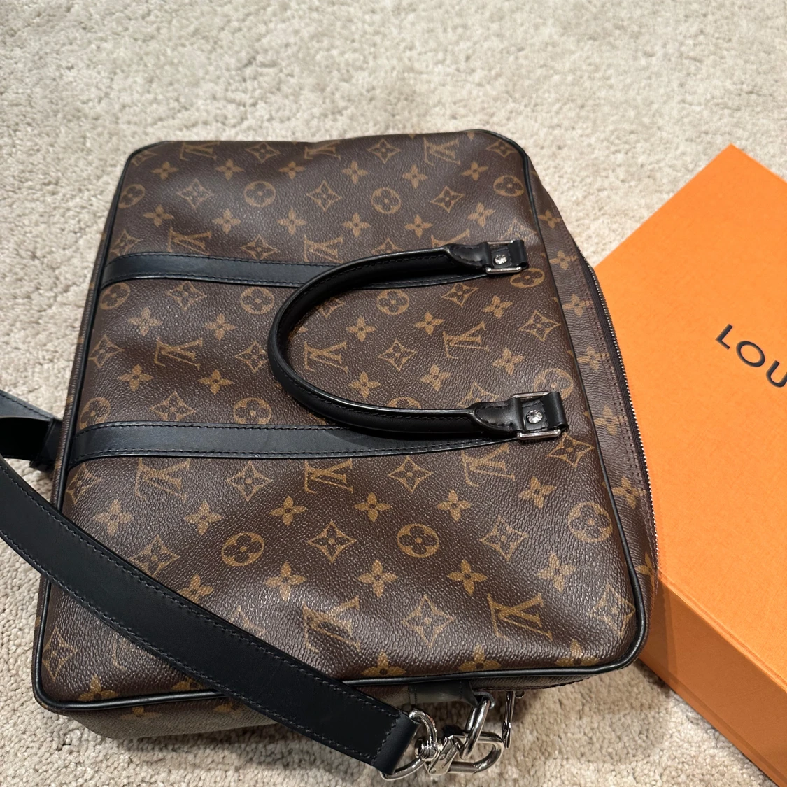Louis vuitton  - 91