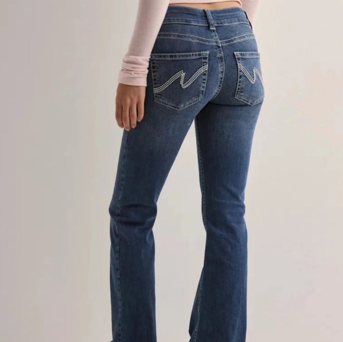 Blå bootcut jeans - 90