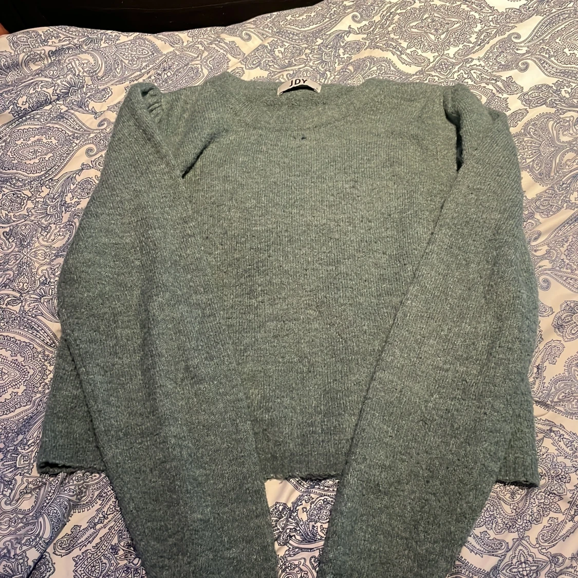 Grön stickad tröja från JDY