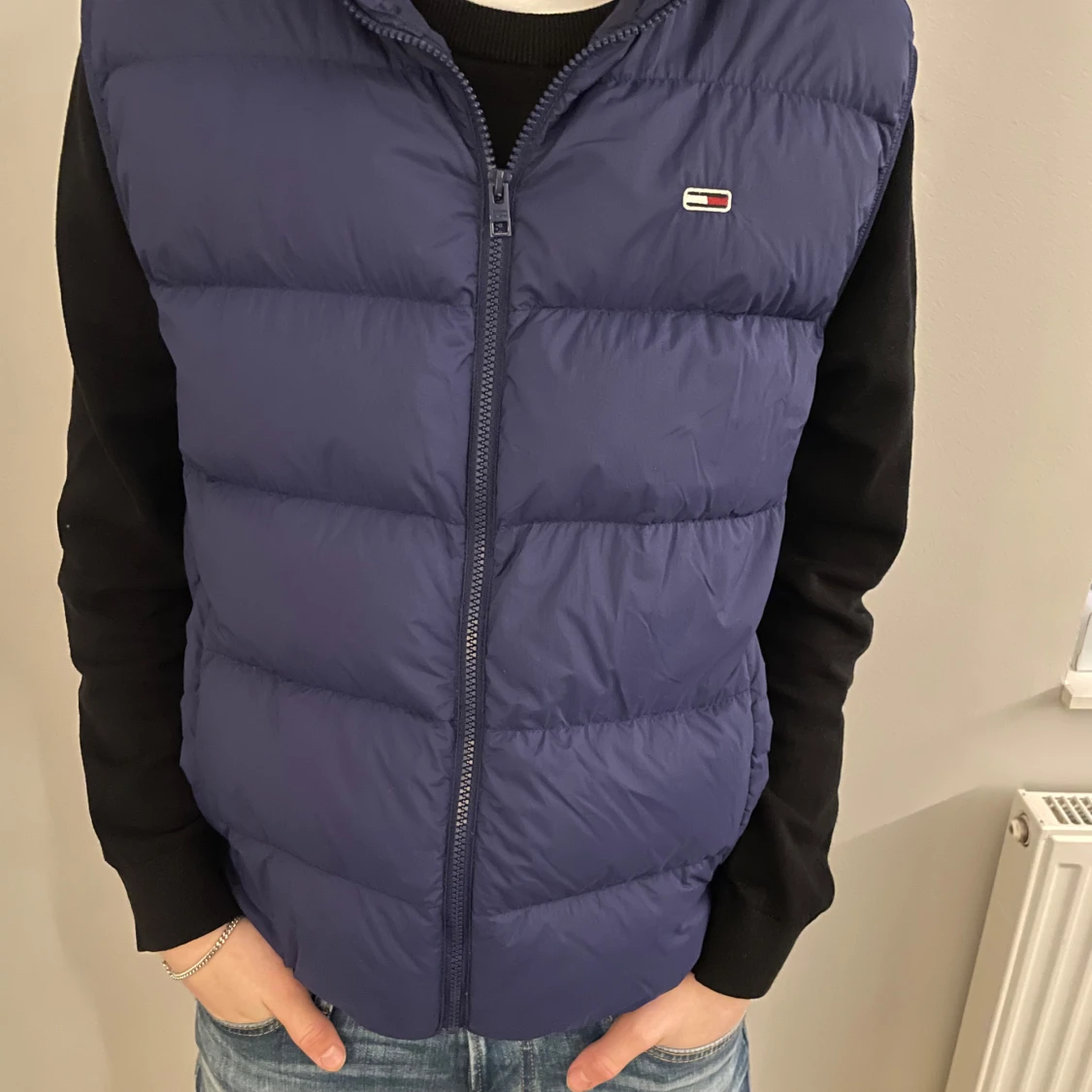 Blå dunväst från Tommy Hilfiger - 92