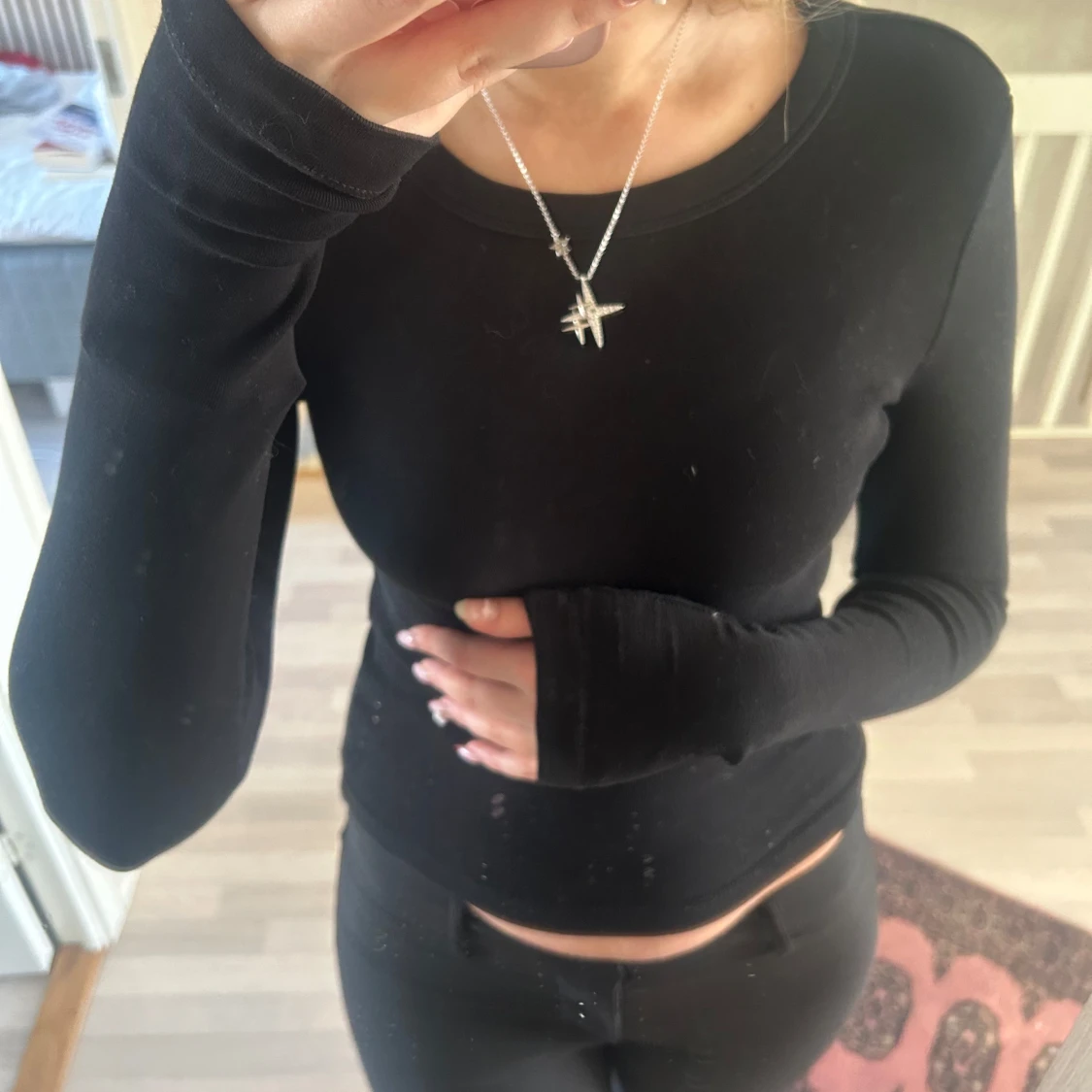 Svart långärmad topp