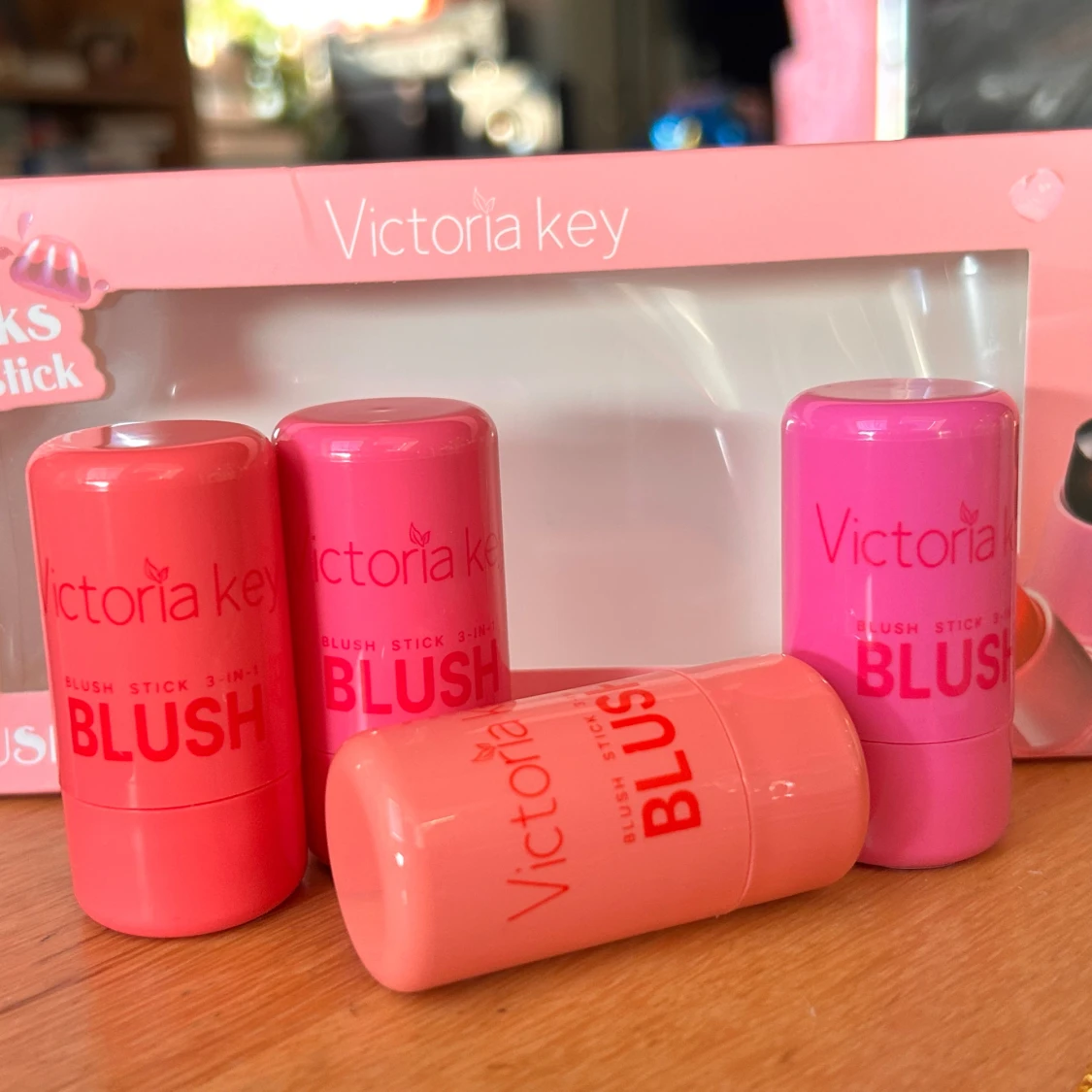 Fin förpackning med Jelly Blush Sticks!
