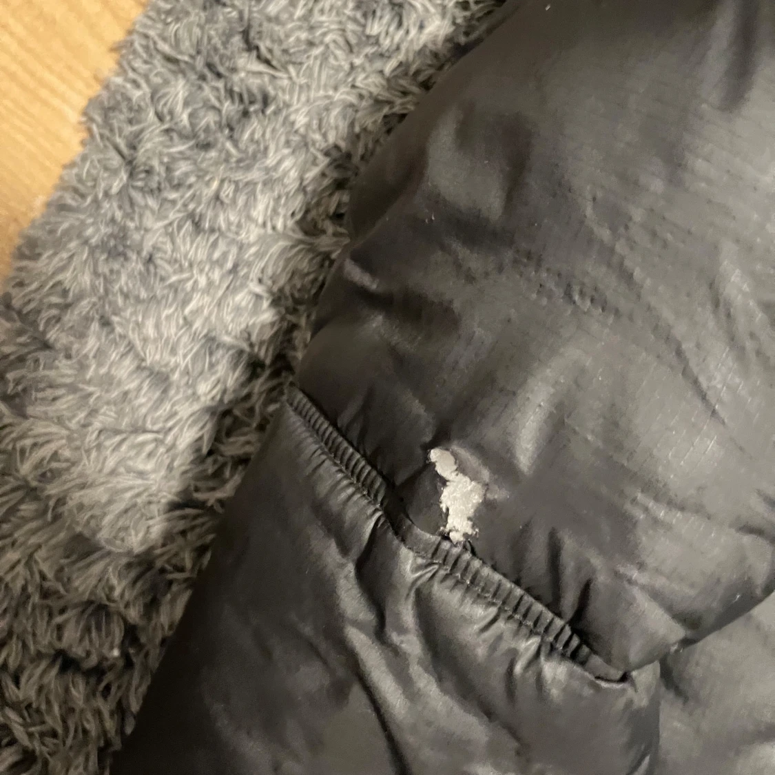 Svart pufferjacka från Champion - 4