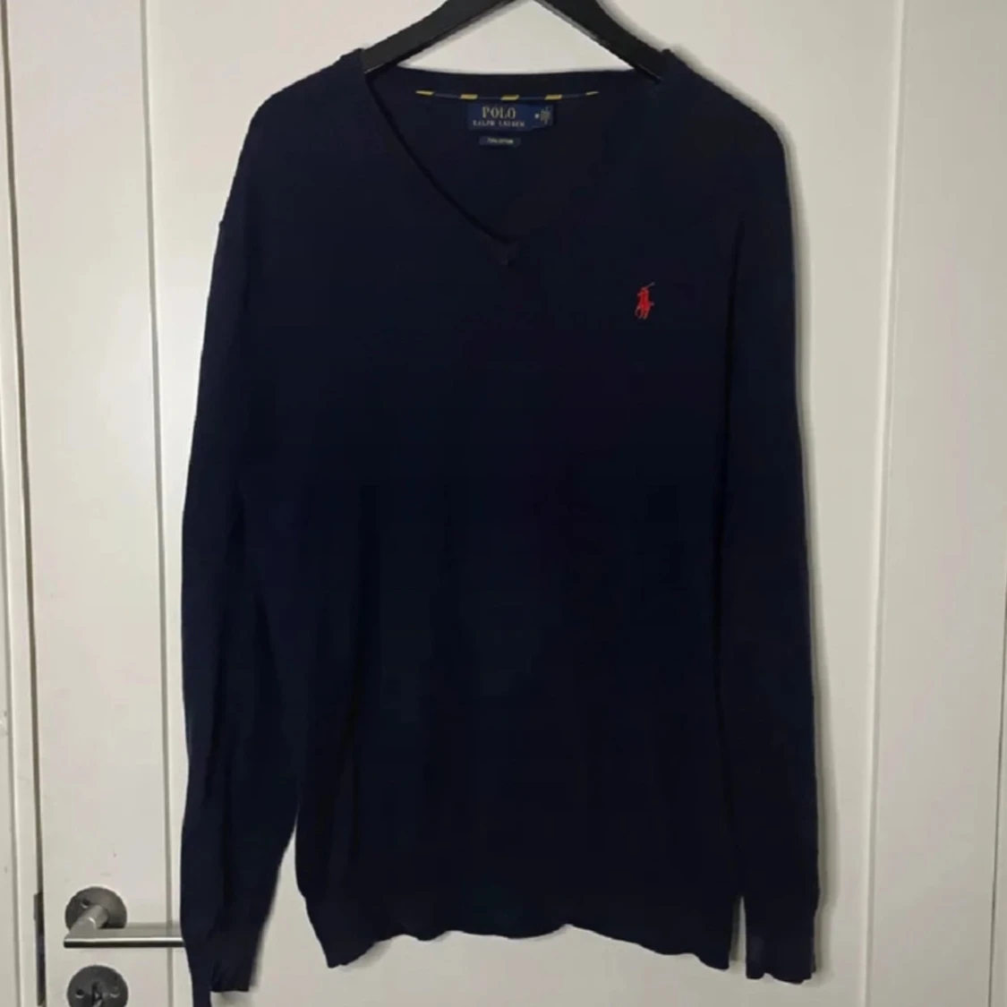 Mörkblå tröja från Ralph Lauren