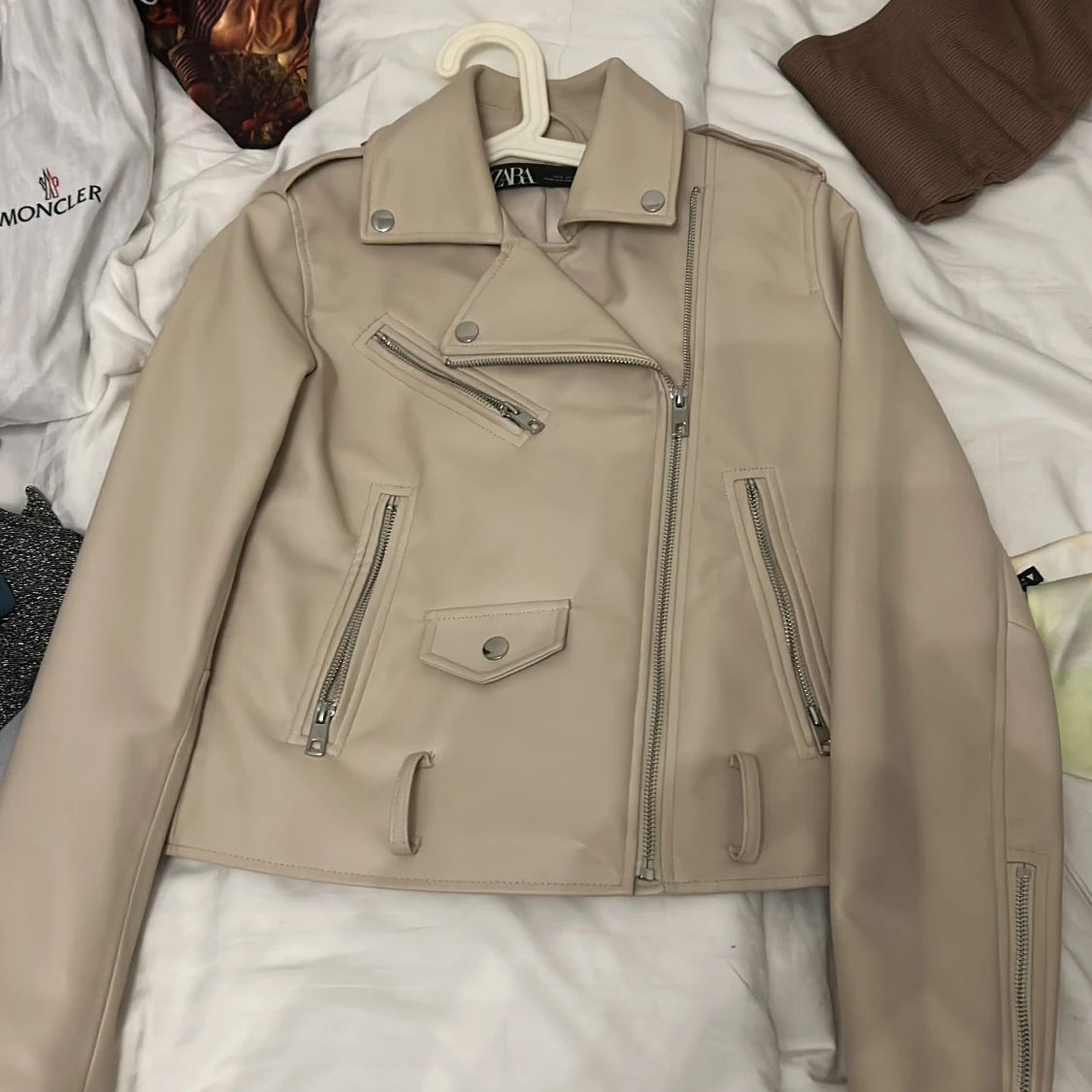 Beige skinnjacka från Zara - 1
