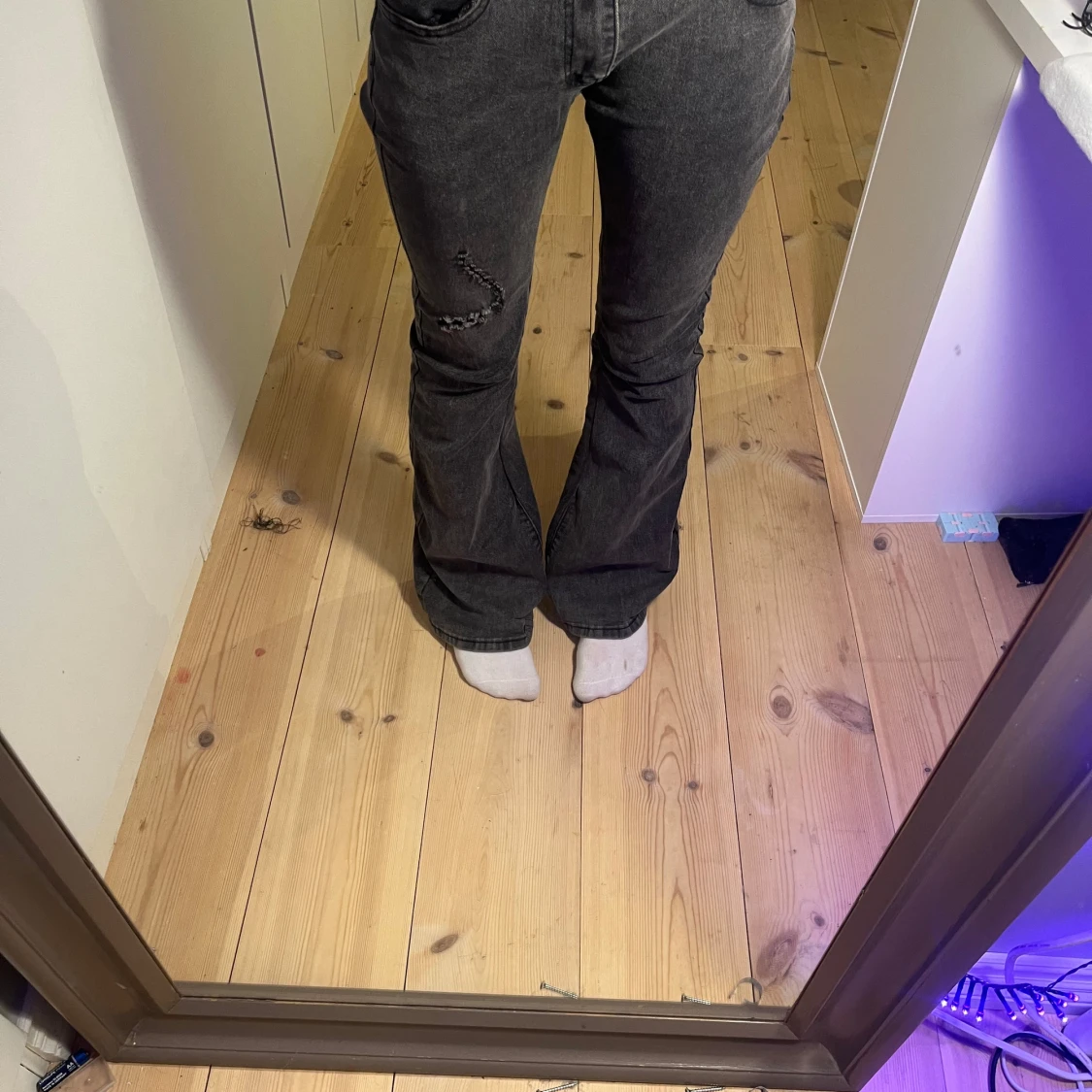 Svarta bootcut jeans - 1