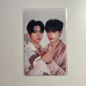 Yujin och jiwoong Zerobaseone Japan 1st Single duo Photocard  - Pc from zb1 första japanska album! Skriv för fler frågor 🤍