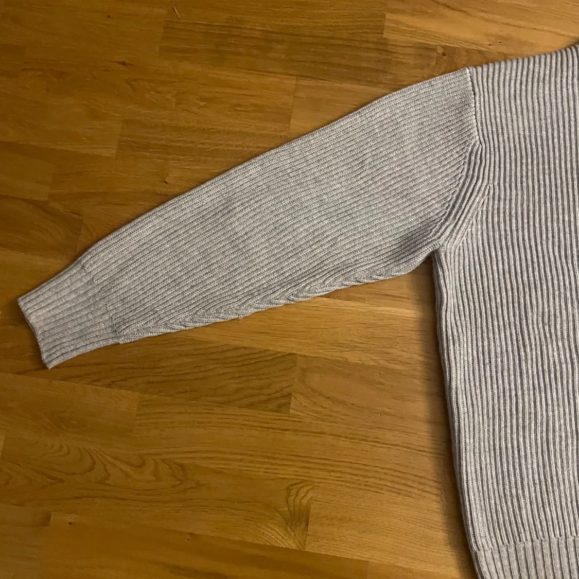 Grå sweatshirt - 90