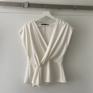 zara topp - zara topp oanvänd 