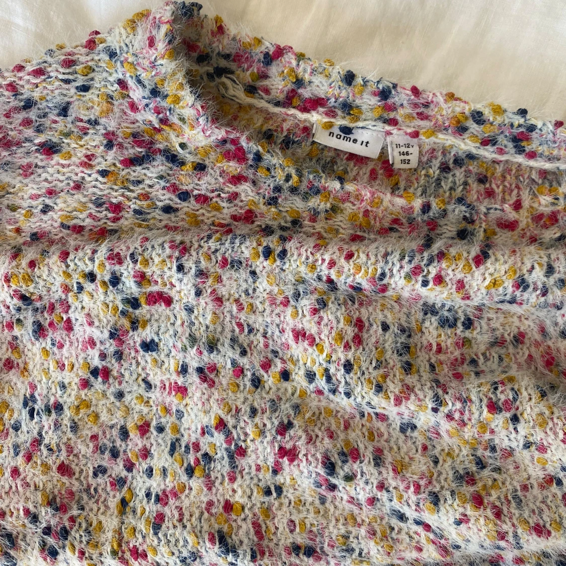 Super skön och färgglad stickad tröja - 90