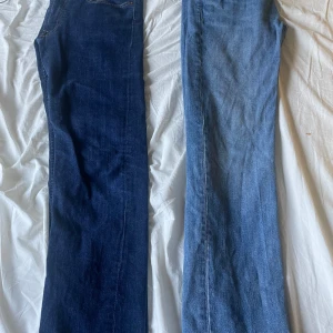 Dressman jeans - Säljer dressmann jeans köpta för 700 kr st, säljer för 250 kr st. Båda är storlek 30/30 