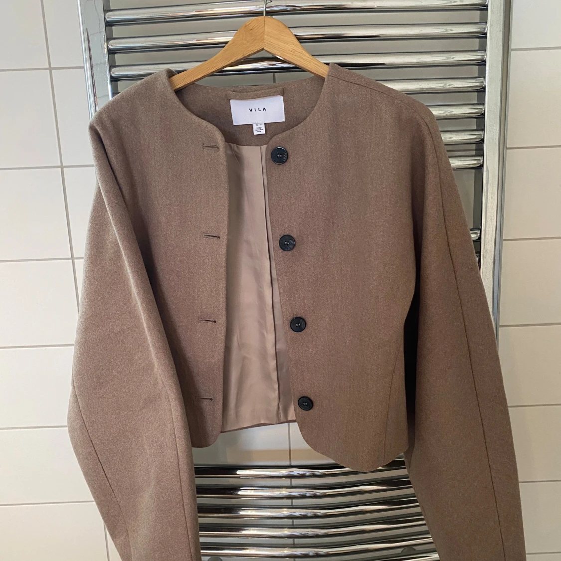 Ny jacka från Vila - 90