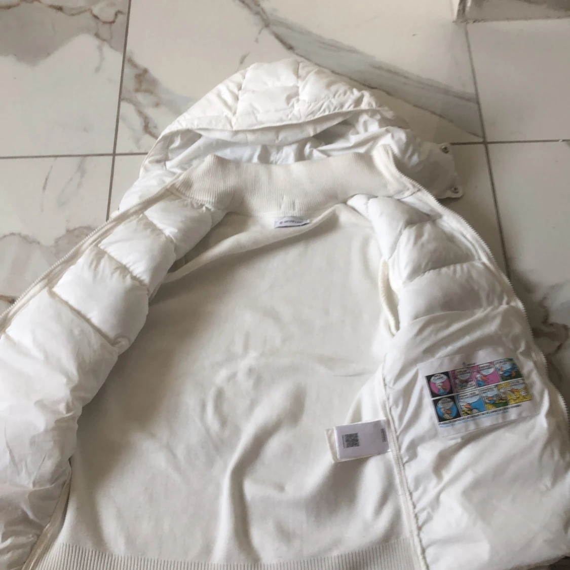 Moncler cardigan storlek S - 90