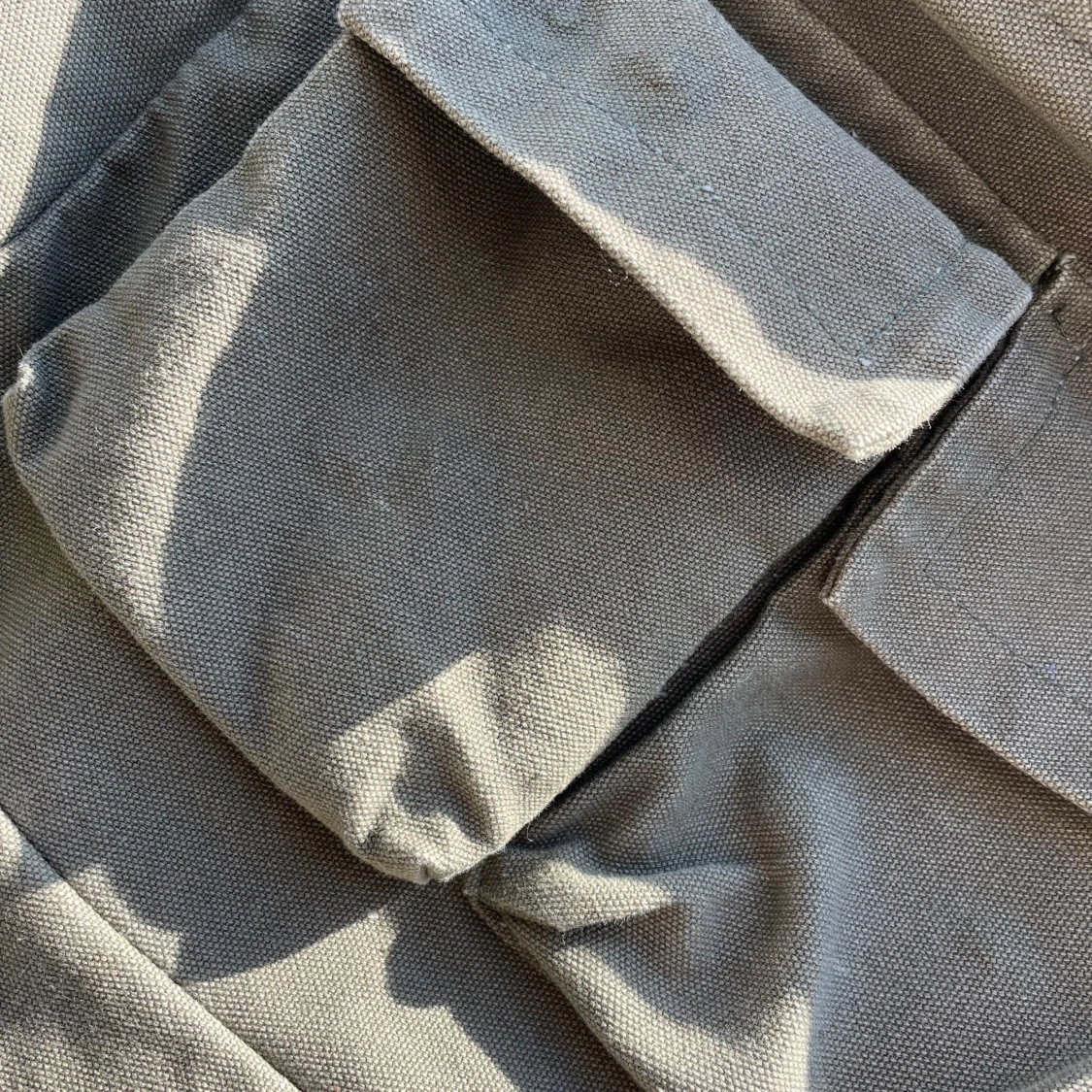 Olivgrön axelväska med fickor💐 - 2