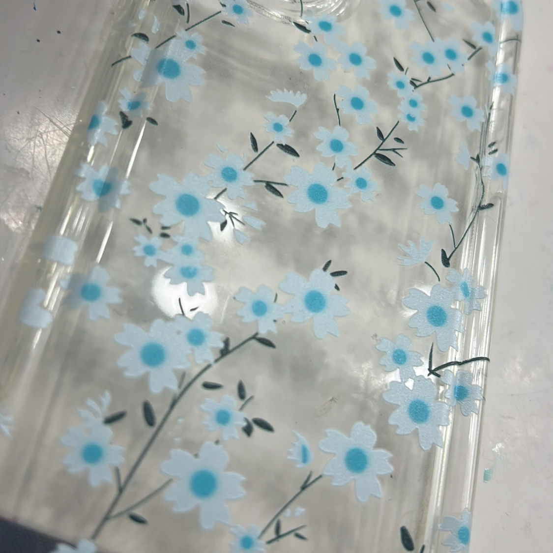 Transparent mobilskal med blommönster - 2
