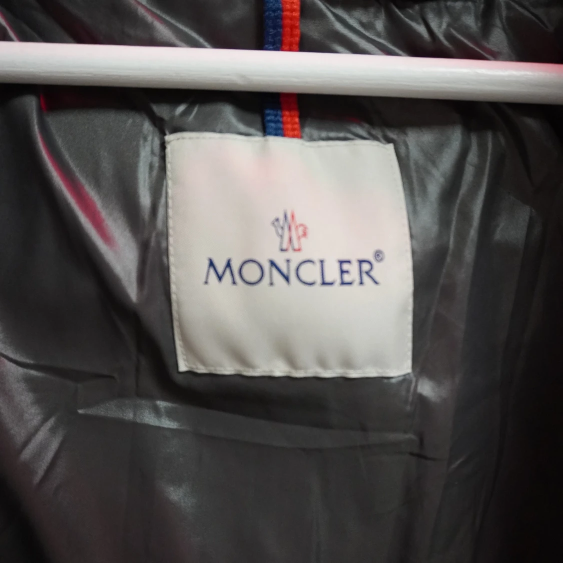 Svart pufferjacka från Moncler - 2