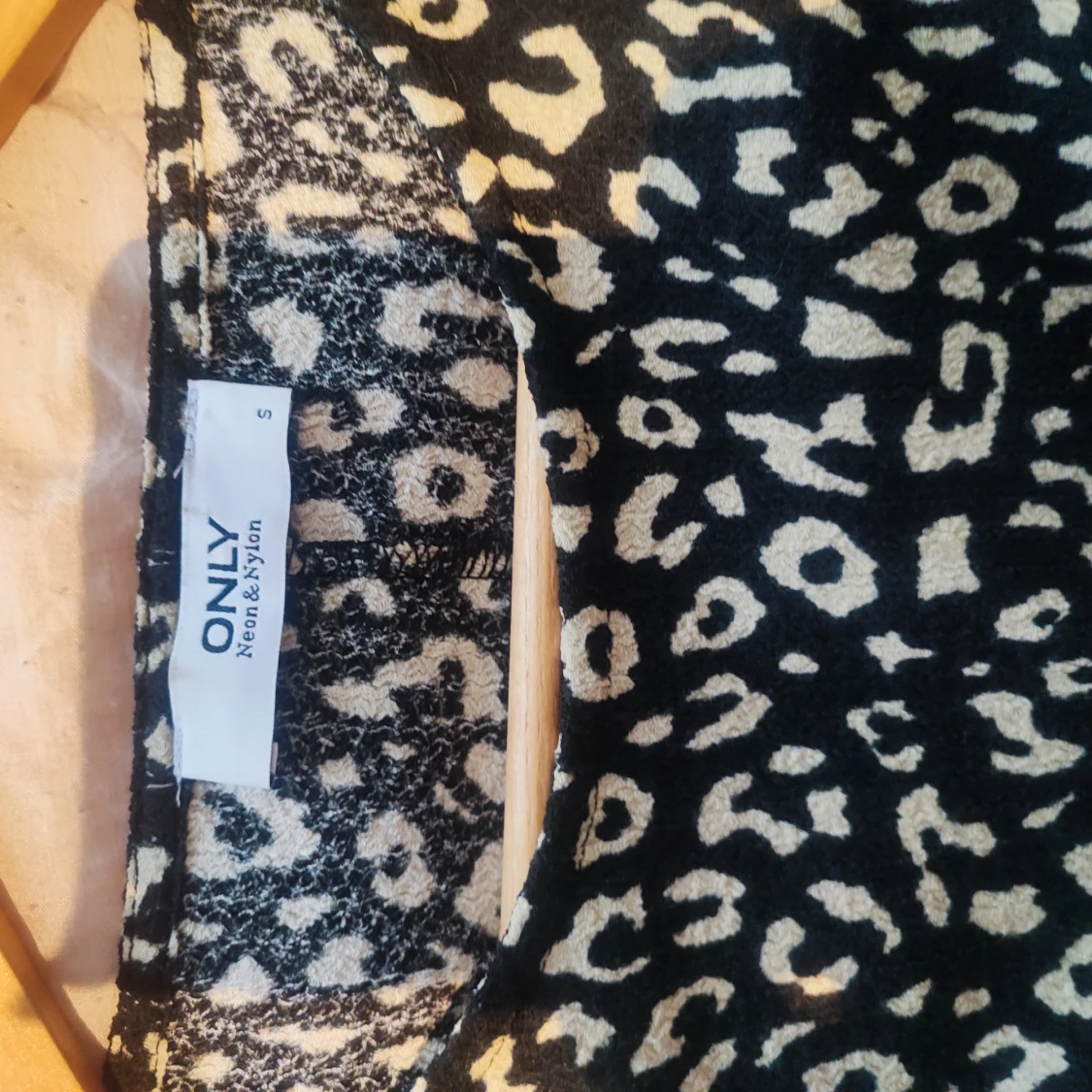 Leopardmönstrad klänning från ONLY - 2