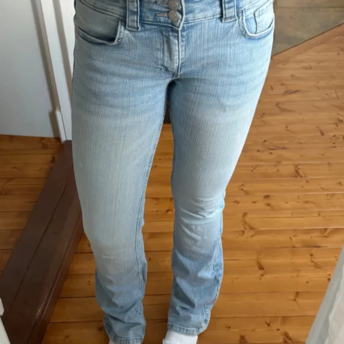 Lågmidjade bootcut jeans  - 2