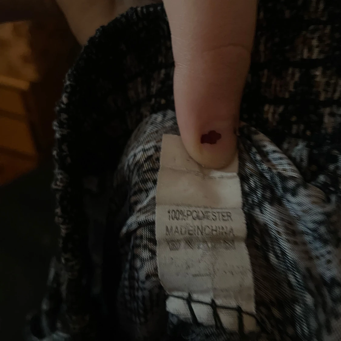 Mönstrade byxor i polyester - 1