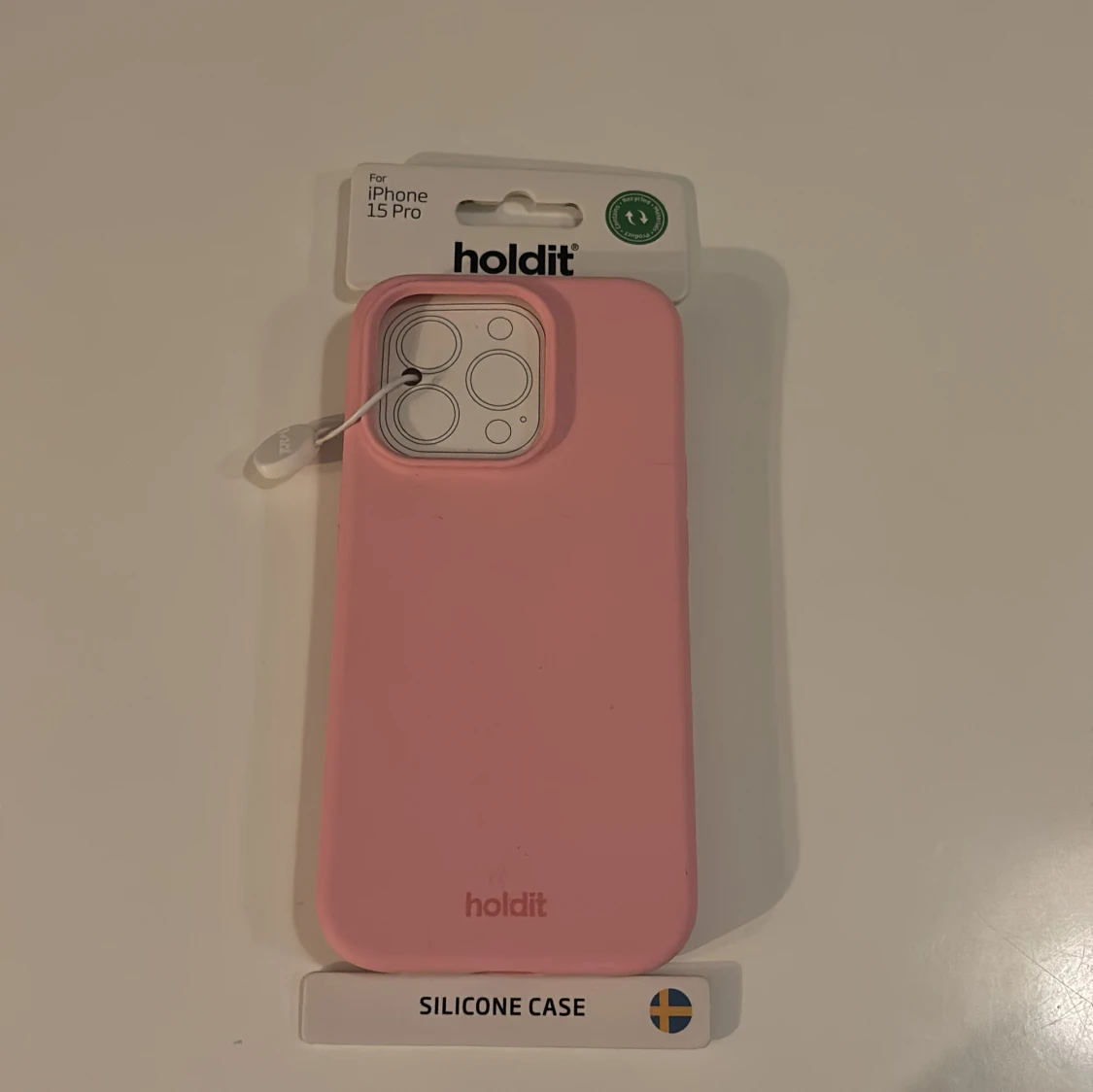 Rosa silikonfodral från Holdit