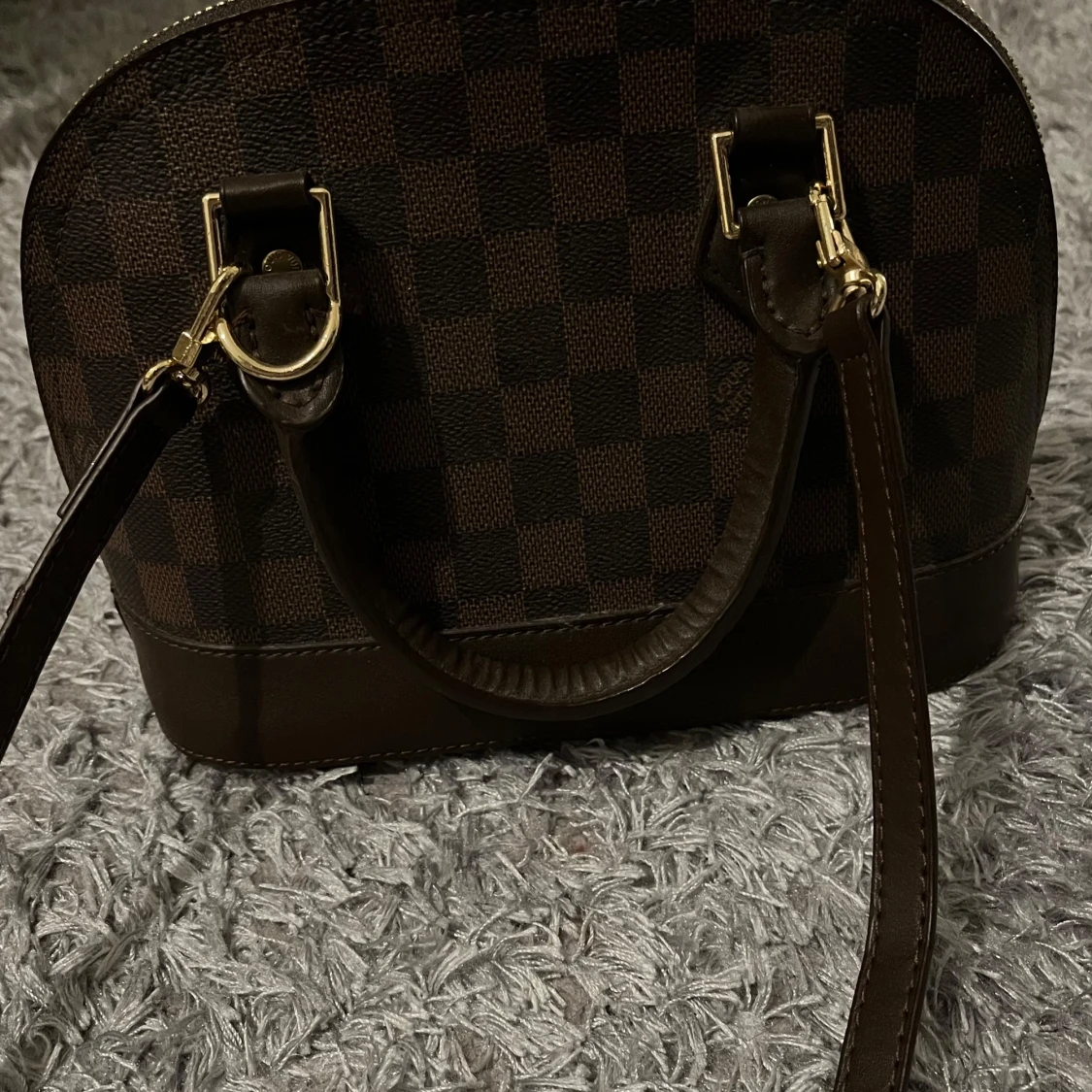 Brun rutig handväska  - 90