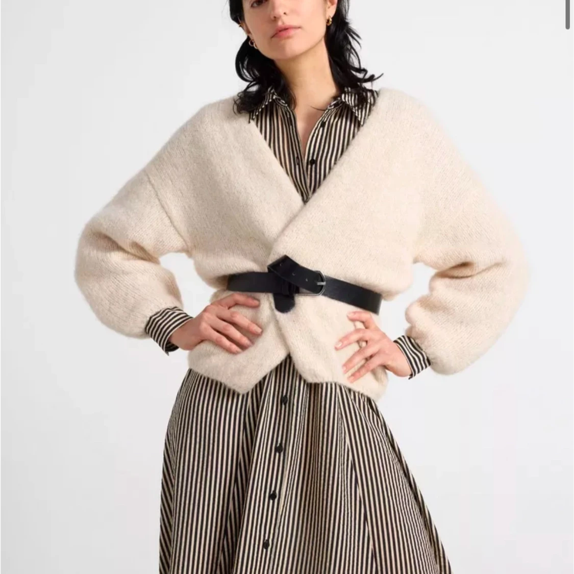 Beige fluffig kofta - 91