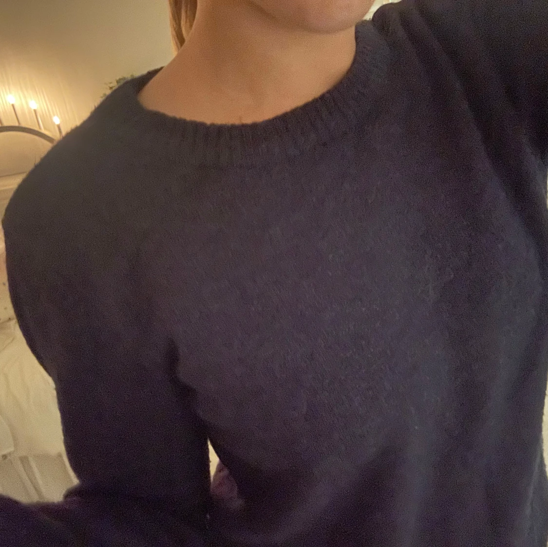 Mörkblå stickad tröja - 90