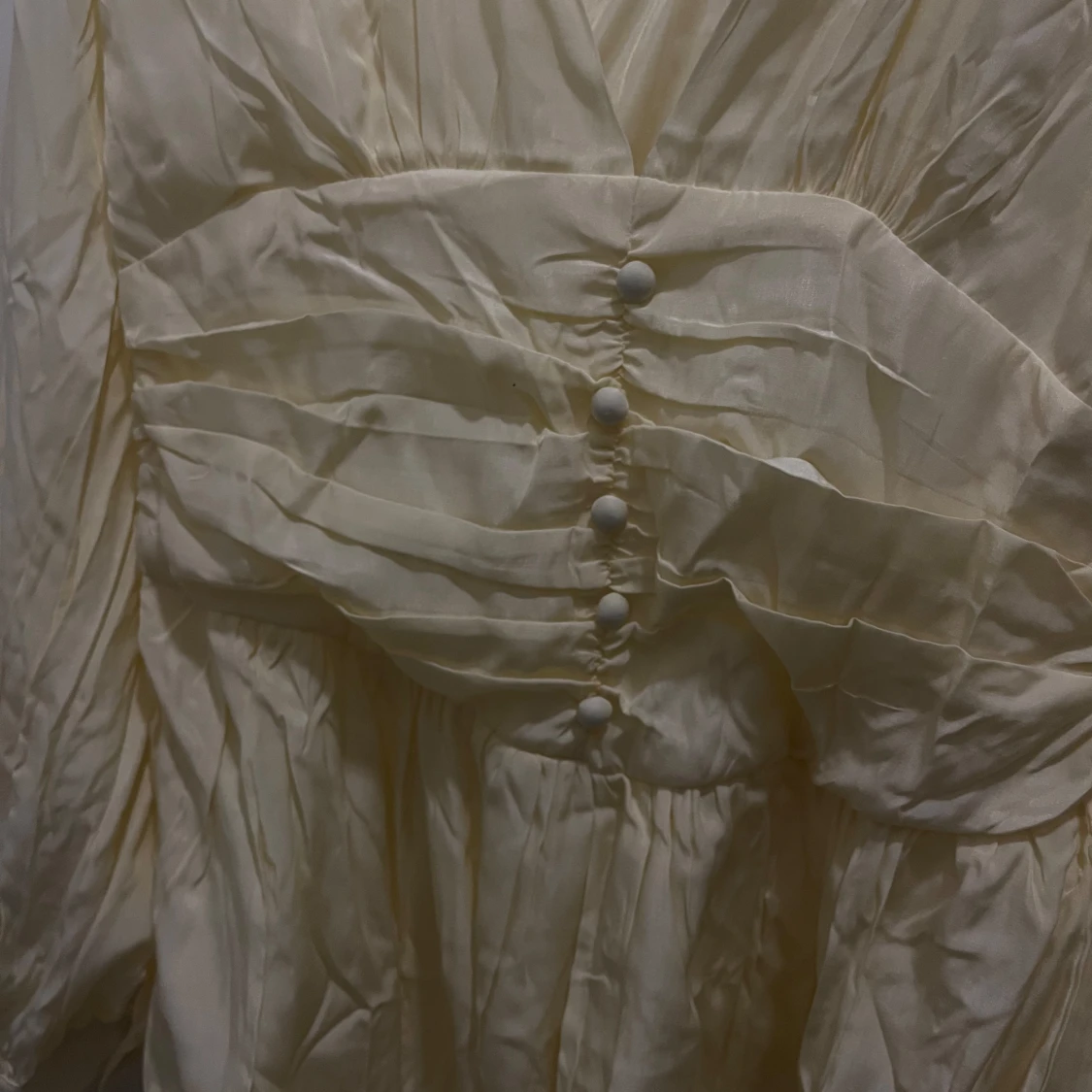 Ljusgul klänning från Cider - 92